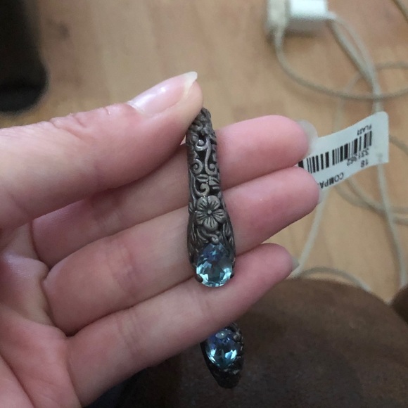 Elegant Silver and Blue Women's Bracelet - Picture 7 of 7